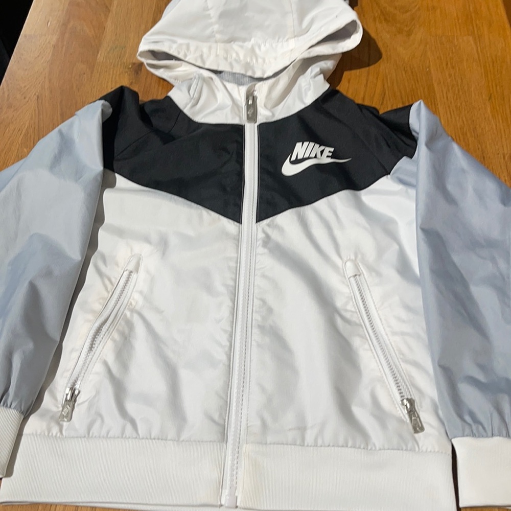 Nike boys windbreaker jacket small 5